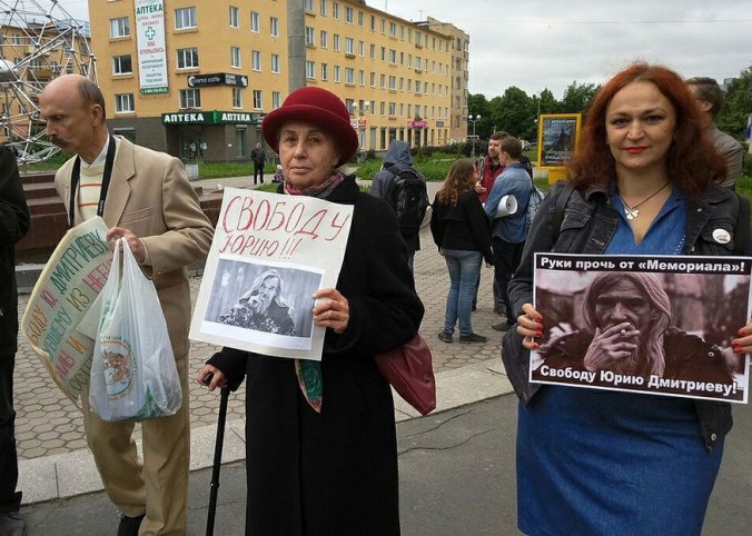 picket in Petrozavodsk, 8 July [5]